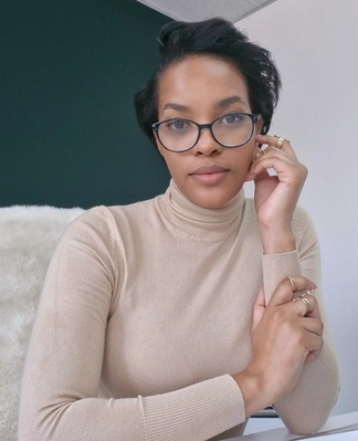 Palesa Dhlomo Updated Profile Pic (1) (1) (1) (1)